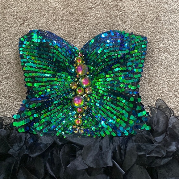 Sherri Hill Dresses Sherri Hill Prom Dress Accessories Prom Formal